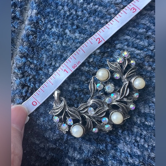 Vintage Aurora Borealis Faux Pearl Pin Brooch - Picture 7 of 8